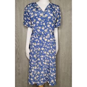 Classics by leslie fay petites size 10 floral vintage cottage core belted dress.
